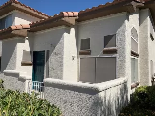 Photo #2: 2124463 Listing