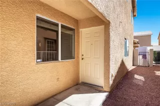 Photo #3: 2124501 Listing 