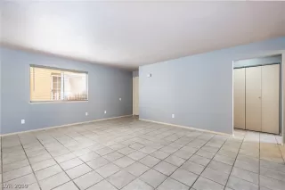 Photo #6: 2124501 Listing 