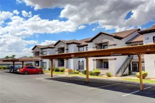 Photo #2: 2124507 Listing