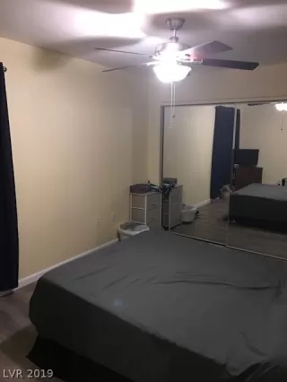 Photo #3: 2124536 Listing