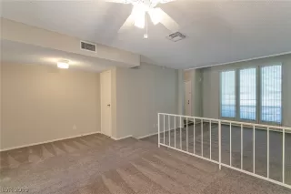 Photo #3: 2124555 Listing