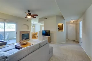 Photo #1: 2124557 Listing