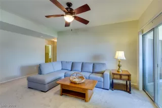 Photo #2: 2124557 Listing