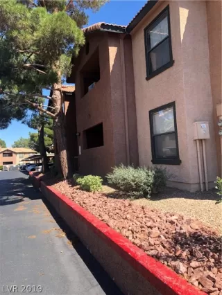 Photo #3: 2124565 Listing