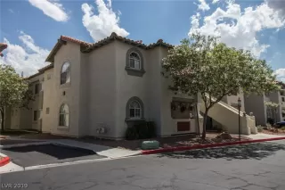 Photo #2: 2124611 Listing