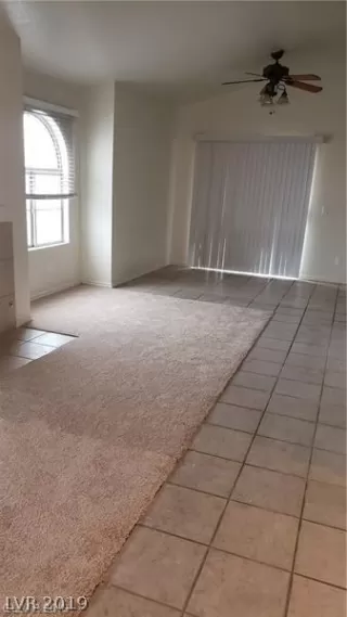 Photo #2: 2124640 Listing