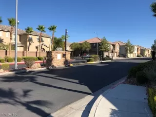 Photo #1: 2124678 Listing 