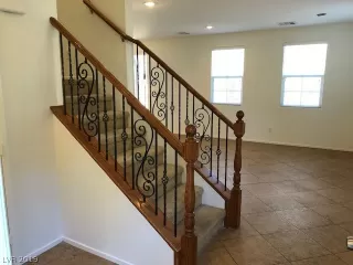 Photo #5: 2124678 Listing 