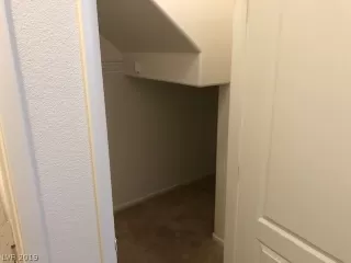 Photo #6: 2124678 Listing 