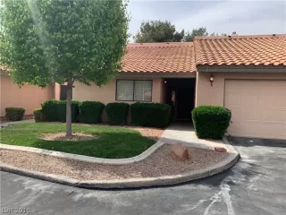 Photo #2: 2124713 Listing