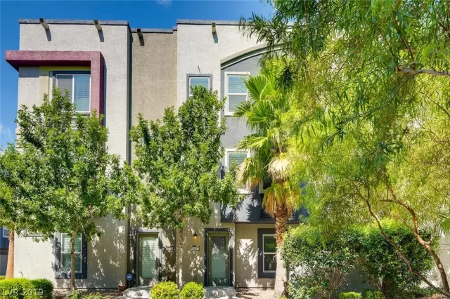 MLS: 2124743 Condo For Sale
