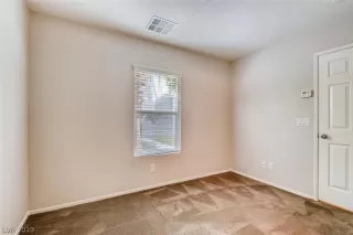 Photo #2: 2124743 Listing 