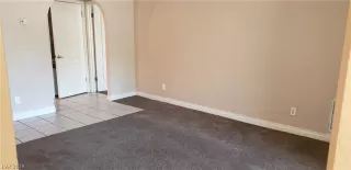 Photo #3: 2124770 Listing 