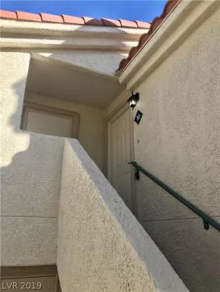 Photo #1: 2124777 Listing