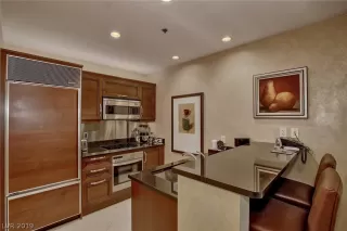 Photo #6: 2124783 Listing