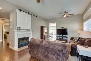 Photo #6: 2124803 Listing 