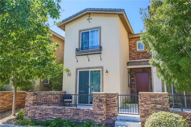 MLS: 2124804 Condo For Sale