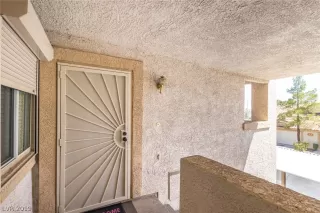 Photo #2: 2124821 Listing 