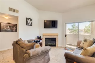 Photo #3: 2124821 Listing 