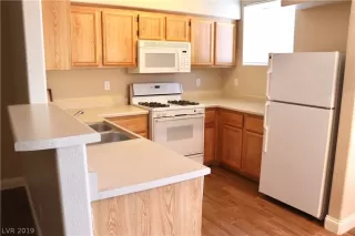 Photo #4: 2124839 Listing 