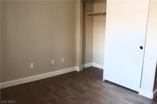 Photo #6: 2124839 Listing 