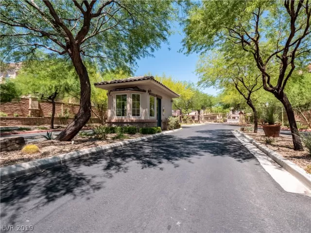 MLS: 2124843 Condo For Sale