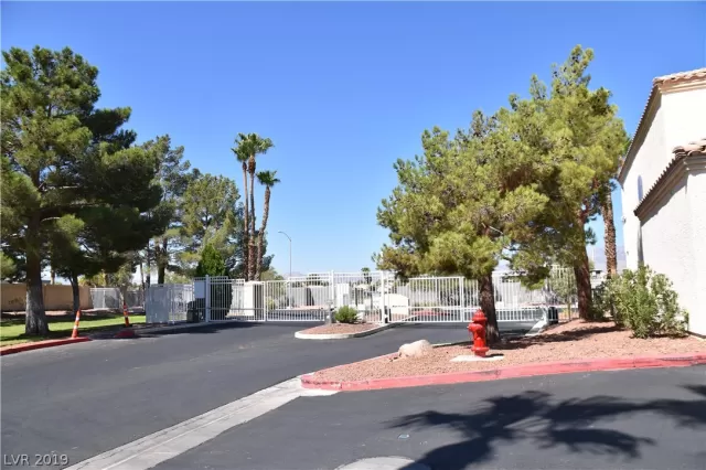 MLS: 2124887 Condo For Sale