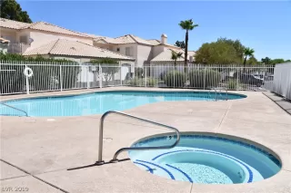 Photo #1: 2124887 Listing