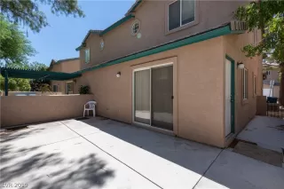 Photo #1: 2124921 Listing