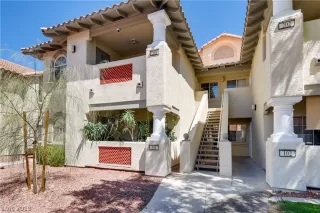 Photo #2: 2124923 Listing 