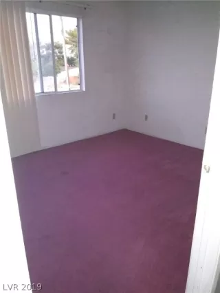 Photo #4: 2124973 Listing