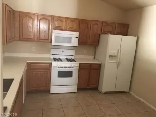 Photo #5: 2124994 Listing 