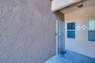 Photo #3: 2125066 Listing