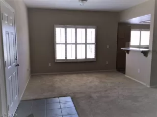 Photo #2: 2125083 Listing