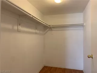 Photo #6: 2125085 Listing 