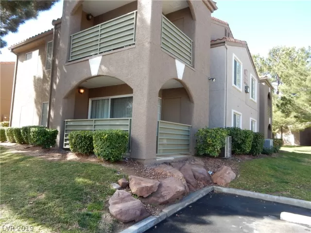 MLS: 2125088 Condo For Sale