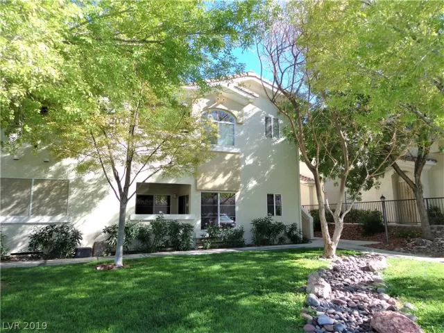 MLS: 2125108 Condo For Sale