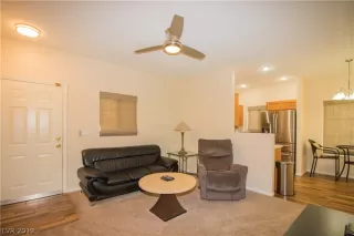 Photo #1: 2125108 Listing