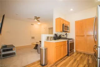 Photo #4: 2125108 Listing