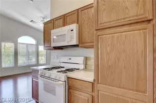 Photo #5: 2125123 Listing 