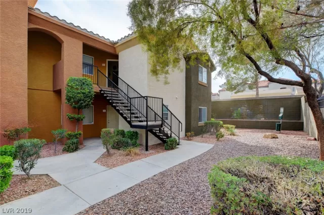 MLS: 2125165 Condo For Sale