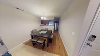 Photo #5: 2125199 Listing
