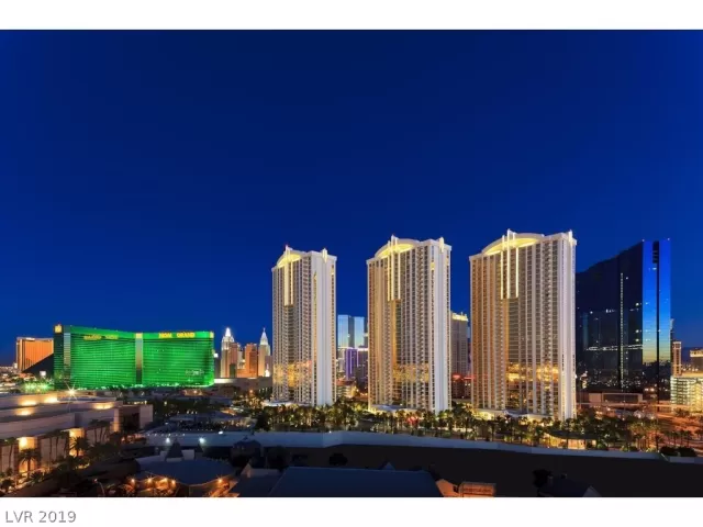 MLS: 2125242 Condo For Sale