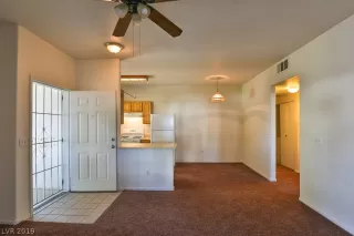 Photo #2: 2125248 Listing