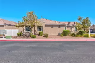 Photo #2: 2125254 Listing