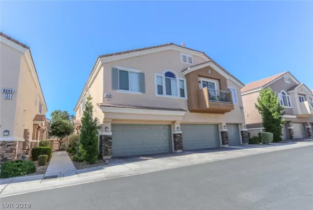 MLS: 2125270 Condo For Sale