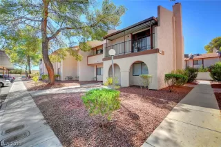 Photo #1: 2125372 Listing