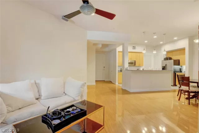 MLS: 2125434 Condo For Sale