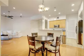 Photo #5: 2125434 Listing 